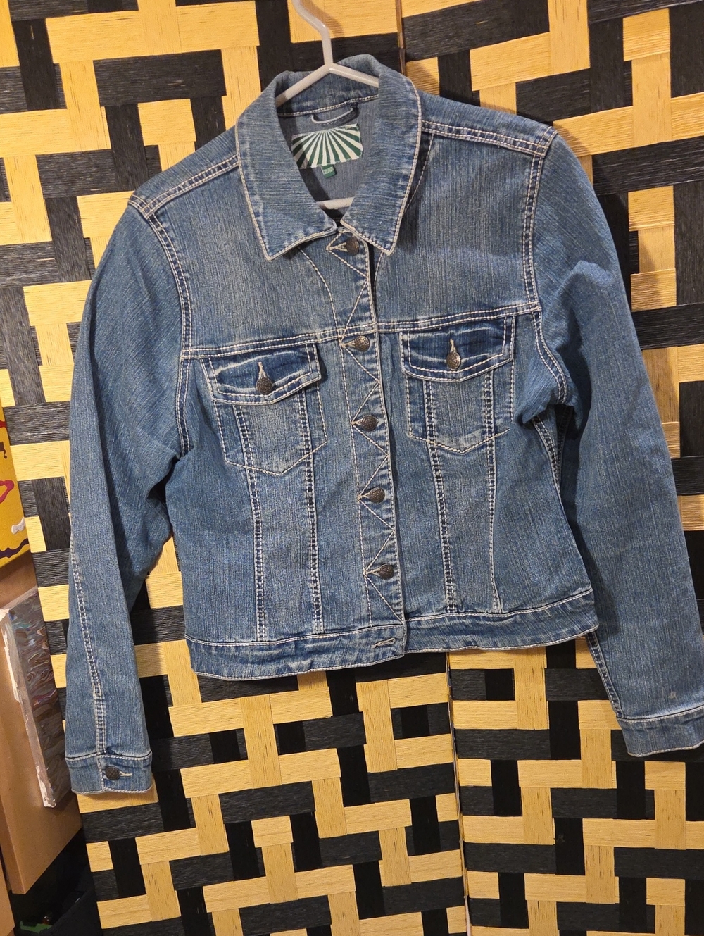 Women's Classic Denim Jean Jacket - Blue
